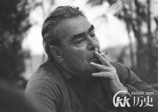 历史揭秘：究竟谁才是苏联的掘墓人？
