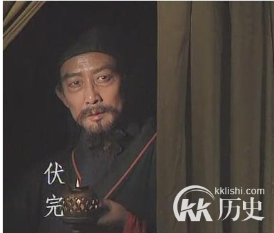 东汉伏完是谁 伏完和伏皇后的关系?