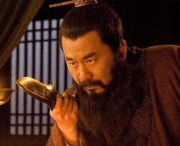 三国时期陈群为何会跟随曹操