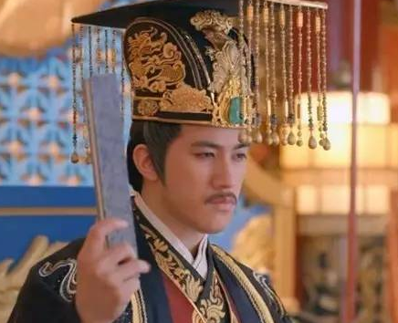 武则天夫妻使用的年号到底有多少 比明清的总和还要多