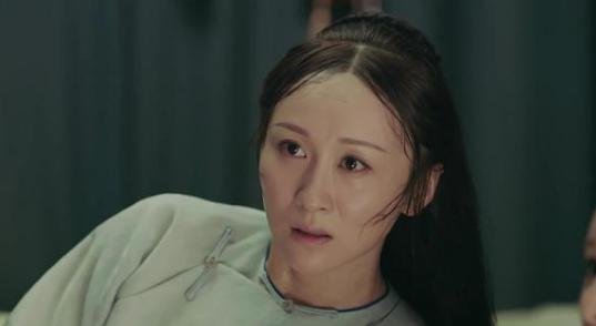 她28岁生下乾隆最喜爱的儿子，却被冷落50年