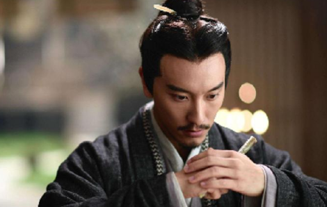 袁绍到最后都没有称霸海内的原因是什么