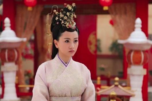 萧观音：辽朝著名女诗人，因一首诗被皇帝打得半死