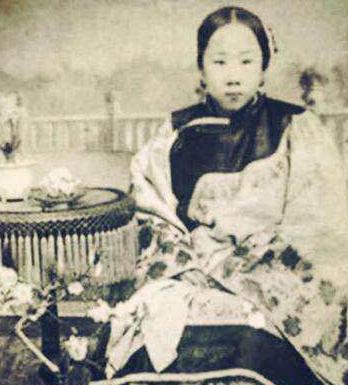 赛金花经历了哪些事情