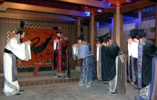 春秋霸主齐桓公雄才伟略，为何最后会被活活饿死