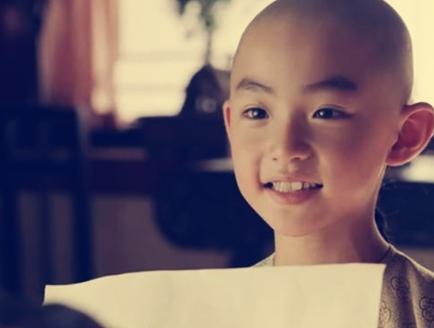 乾隆在明知子嗣不多的情况下还过继儿子 仅仅是政治作秀那么简单吗