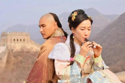 别人眼中和珅罪大恶极,但在她眼中和珅温柔至极!