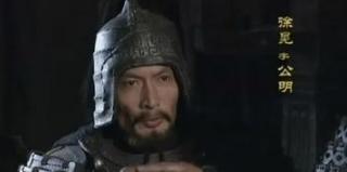 关羽斩颜良之后,为何张辽和徐晃抢着去擒文丑