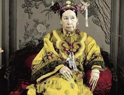 慈禧常说宫人以我为美 年轻时期的她究竟有多美呢