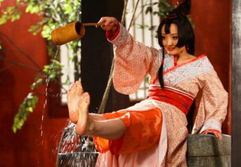 冯媛：古代唯一一个替皇帝挡熊的妃子