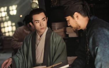 历史上的李必是什么人