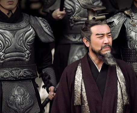 戏志才和郭嘉相比 两人谁的实力更厉害一些