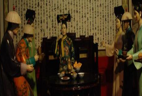 历史上的慈禧太后是什么样的 慈禧真的是一个蛇蝎心肠的女人吗