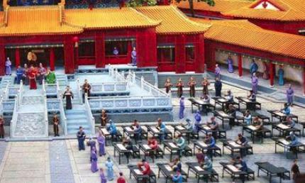 明朝主考为防止作弊,使用了什么妙招