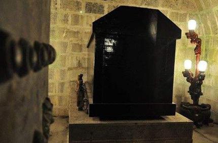 揭秘包拯死亡之谜 包拯突然暴毙的原因是什么