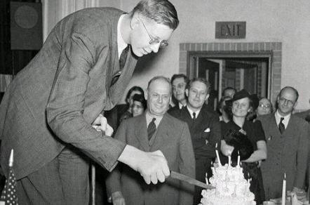 清朝巨人詹世钗的真实身高是多少