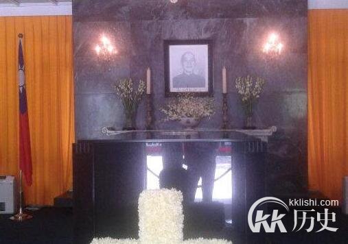 蒋介石蒋经国父子遗体至今未能下葬的真相是什么