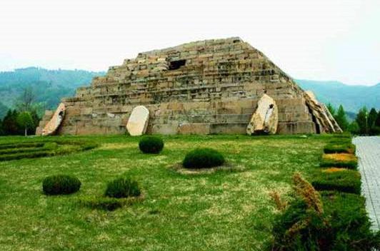 隋末唐初契丹部和奚部宣布归附唐朝,松漠都督府建立