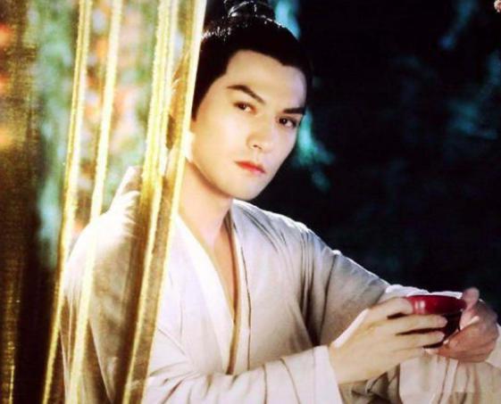 司马伦：司马懿的儿子，直接了引发八王之乱