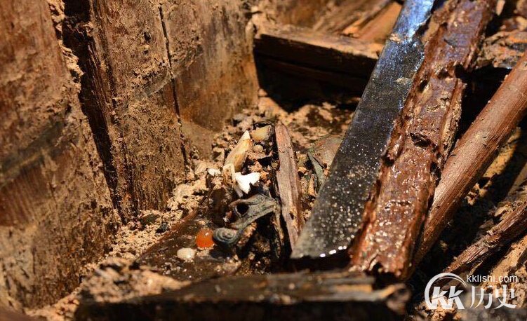 西汉海昏侯墓：那些出土的宝贝价值多少？（组图）