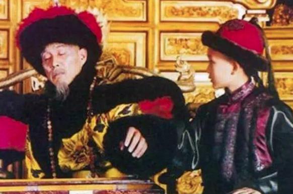 康熙花十年时间准备的政治遗嘱到底是什么