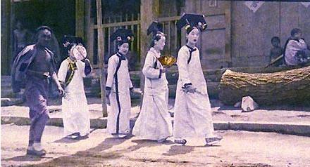 故宫真的闹鬼吗 为何导游总是喜欢叫游客们不回头呢