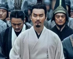 曹操临终前留下的武将中，被曹丕除掉的两位是谁