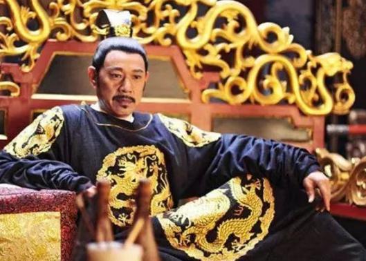 李渊与皇帝宠妃误上龙床后，起兵造反，这才有了大唐