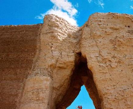 玉门关背后究竟有着什么样的故事 为何总是出现在诗句当中呢