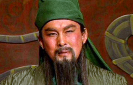 关羽和魏延都曾违抗军令，为何没被斩杀呢