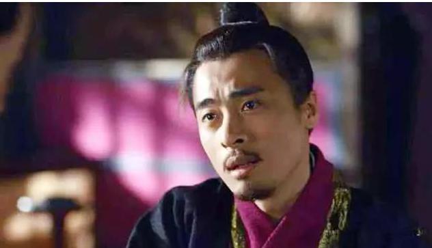 他是秦朝建立的大功臣,在他功高天下时,却要靠自己的智慧安全隐退?