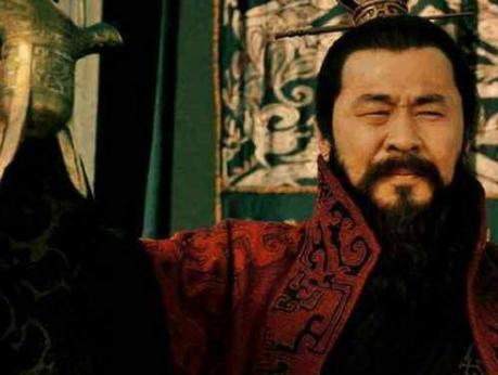 曹丕在称帝之后 为何不敢对汉献帝下手呢