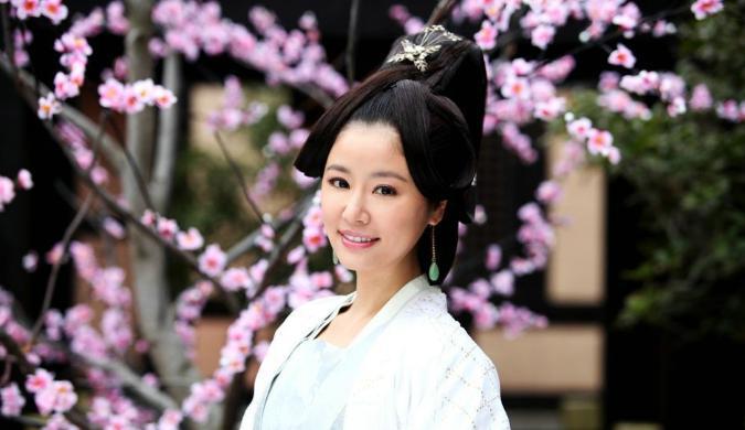 杨贵妃真的受宠吗?曾两次被唐玄宗赶出宫,她只是武惠妃的替身?