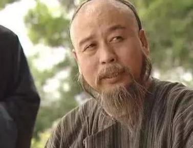 古墓出土偃月刀,影响了人们对关羽看法