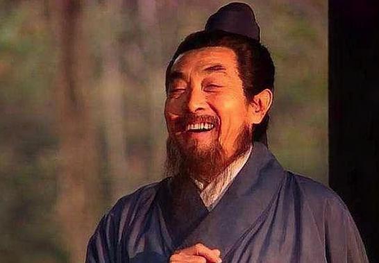 刘备落魄时，水镜先生为何不推荐自己的侄子司马懿