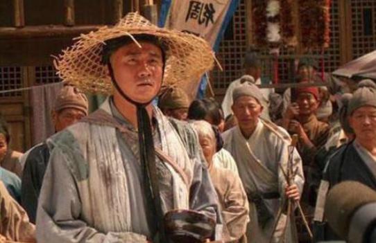 朱元璋规定贪污60两就斩首,明朝60两相当于现在多少钱