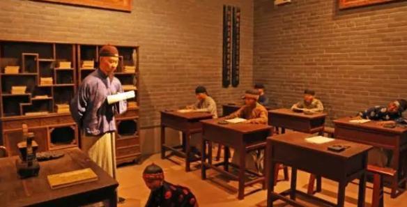 道光皇帝跟宫女生下长子,结果因为一件事,道光一脚踢死自己长子