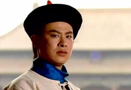 雍正为何不立已成年的弘时 而是选择弘历呢