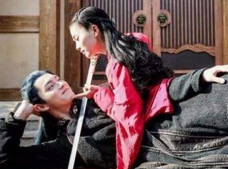 古代宝剑真的可以做到削铁如泥吗 事实证明他们削的不是铁