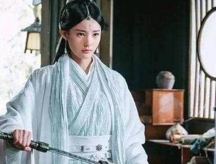 古代宝剑真的可以做到削铁如泥吗 事实证明他们削的不是铁