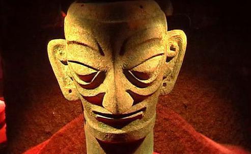 三星堆文化:三星堆遗址第二期起连续几期文化遗存