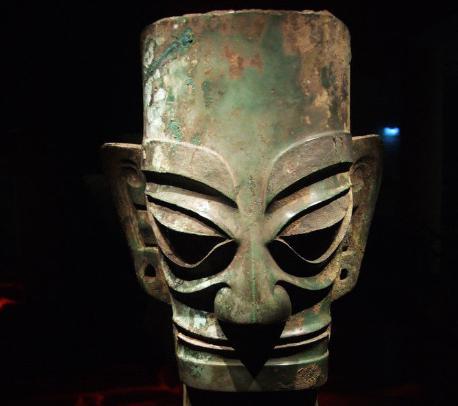 三星堆文化:三星堆遗址第二期起连续几期文化遗存