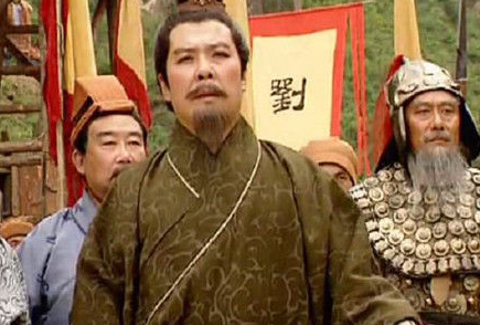 刘备非常礼贤下士,为何却错过了陈群这个人才呢