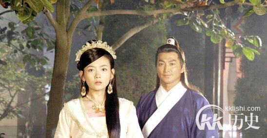 展昭的老婆是谁？展昭的老婆是丁月华吗？