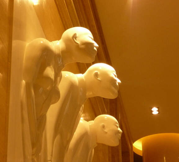 毕恭毕敬是什么意思？关于毕恭毕敬的故事