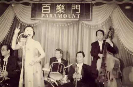 父亲富可敌国，他一晚就输掉北京100幢房子