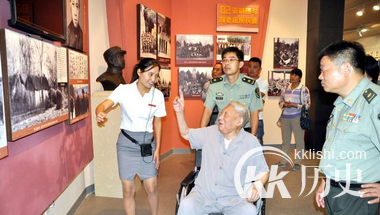 万名解放军遇上胡炳云指路胜战
