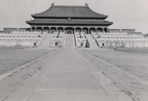 揭秘:1924年溥仪被逐出宫时，紫禁城还存有多少银两