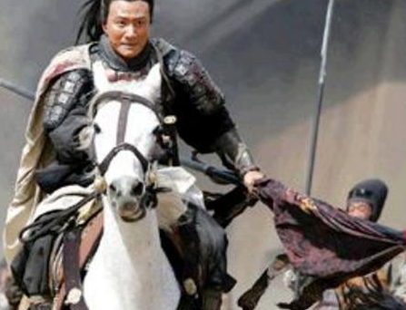 吕布被困等待袁术救援 袁术最后有没有救吕布