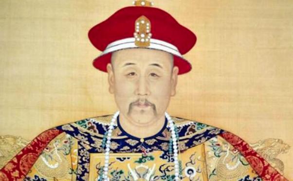 祖母孝庄太后的棺椁，康熙为何放了37年不肯下葬